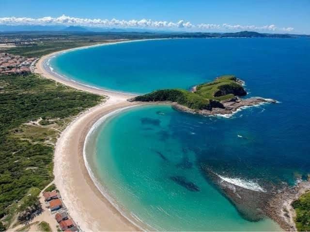 Casa inteira a poucos passos da praia do Peró. Cabo Frio Exterior foto
